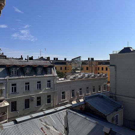 White Door Apartments Heart Of Odessa 1 Εξωτερικό φωτογραφία