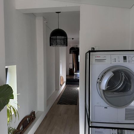 White Door Apartments Heart Of Odessa 1 Εξωτερικό φωτογραφία