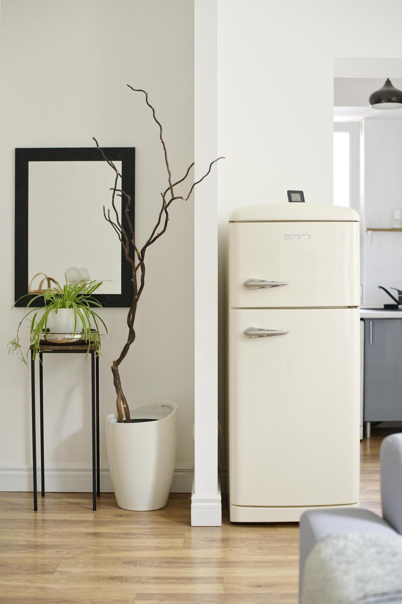White Door Apartments Heart Of Odessa 1 Εξωτερικό φωτογραφία